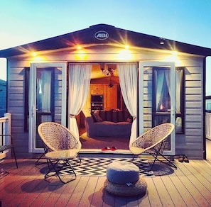 Chalet | Terrace/patio - Seaview,sleeps 4to6,pet Friendly, Parking (Wareham)