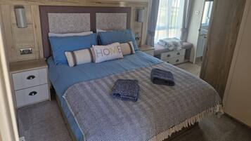 2 quartos, Wi-Fi de cortesia, roupa de cama