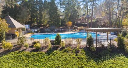 NEW LISTING! Pinehurst Tee Time Retreat