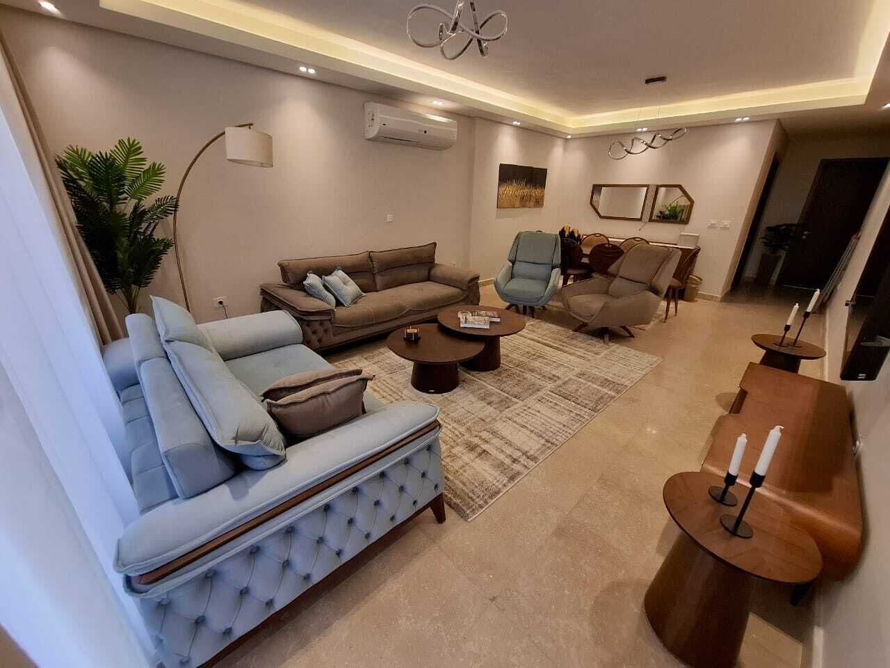 Classic Apartment, 3 Bedrooms | Living area