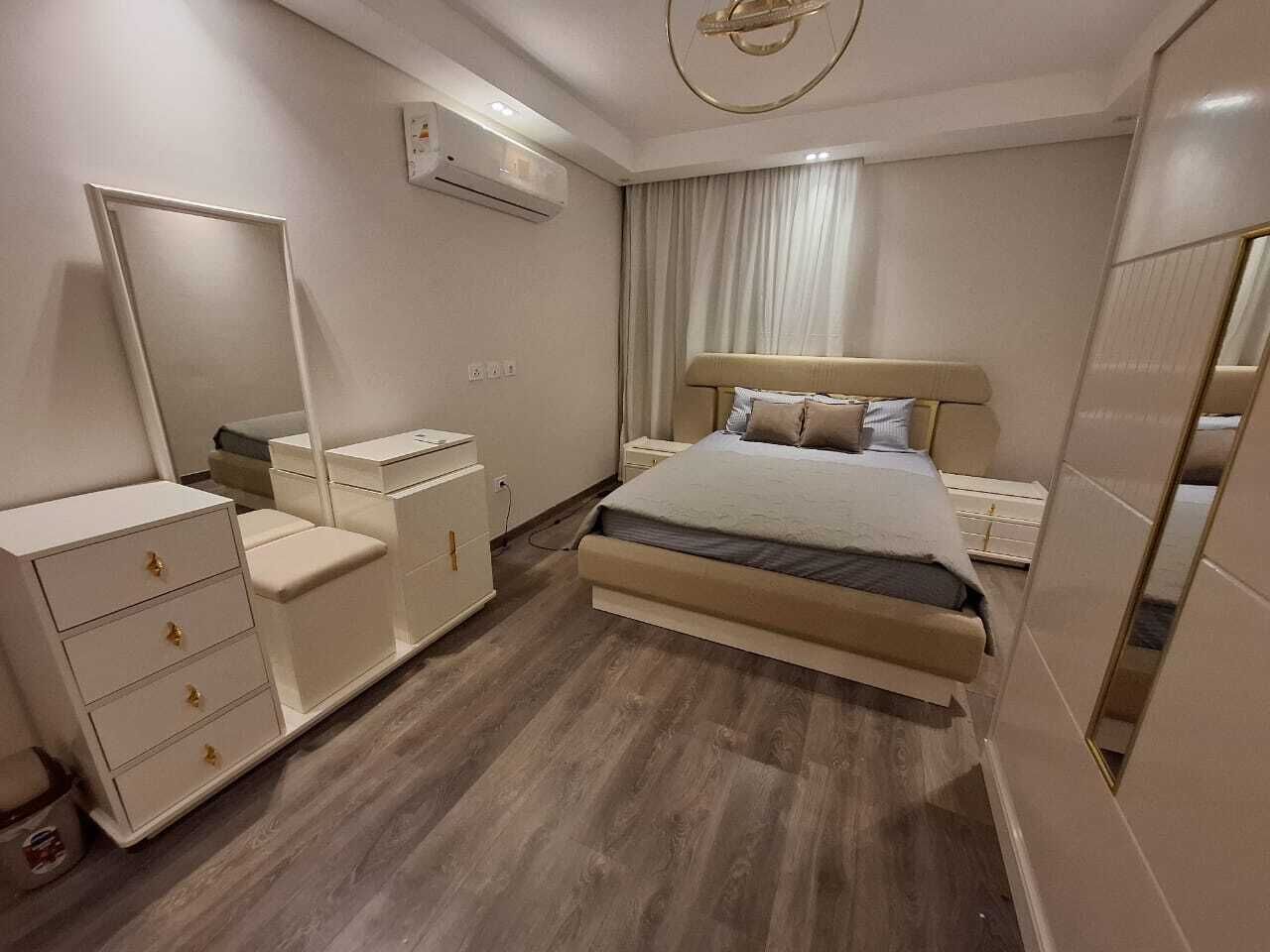 Classic Apartment, 3 Bedrooms | 2 bedrooms, free WiFi