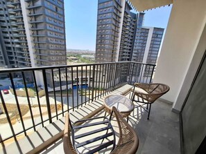 Aerial view - Mynt Stay zed west Residence (Sheikh Zayed City)
