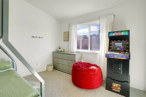 Spielezimmer