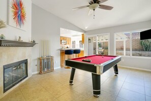 Spielezimmer