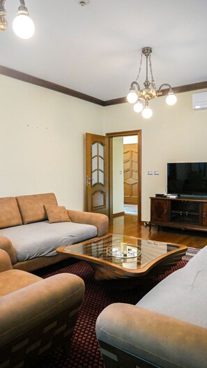 TV - Maida’s Comfort Nest (Ljubljana)