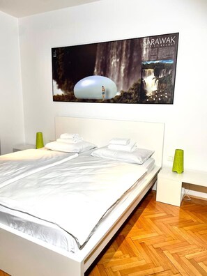 2 chambres, bureau, accès au Wi-Fi (inclus), literie fournie