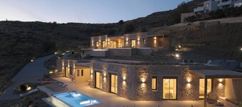 Votsalo Villa, with Pool, SeaViews, close to beach