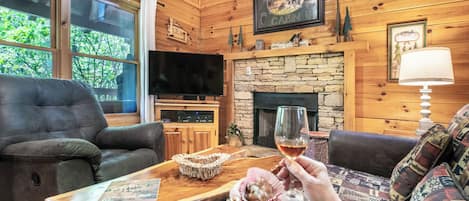 TV, fireplace, offices