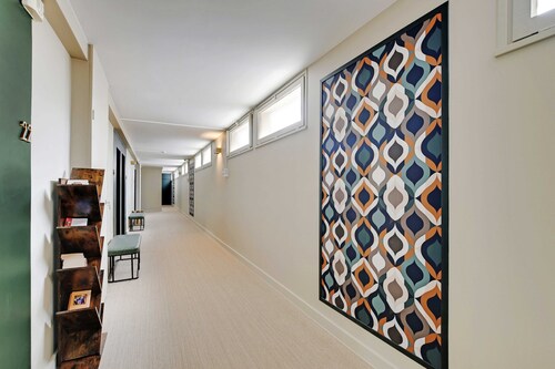 Modern "green Suites" Residence - Meudon/velizy