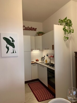 Private kitchen - [5 min. from the Uffizi] Lady Suite in the city center, Wi-Fi, comfort (FLORENCE)