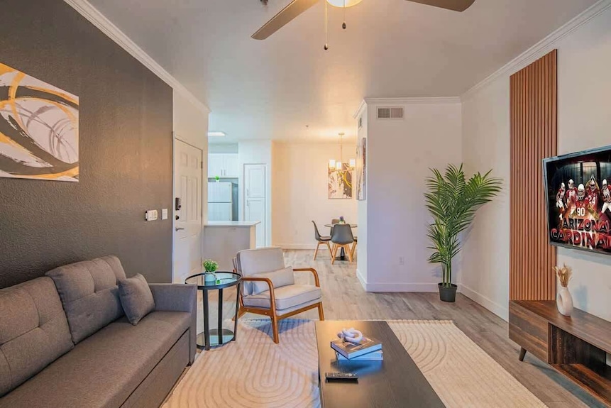Near The Stadium With Pool Gym Parking Hottub Wd - Splash Pad, Glendale