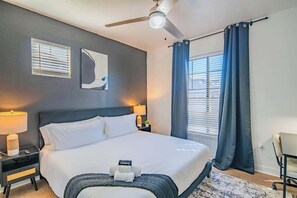 3 bedrooms, iron/ironing board, WiFi, bed sheets