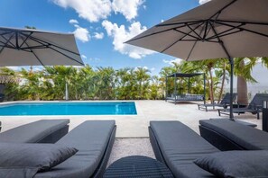 Pool - Casa di Mama - Ground floor 1-bedroom (Vista Royal)