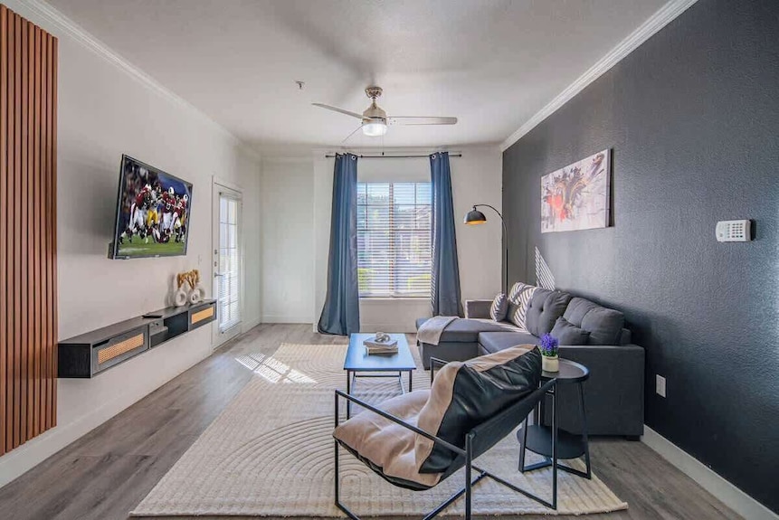 Steps To Stadium |Pool, Gym, Balcony, Parking, W/d - Peoria, AZ