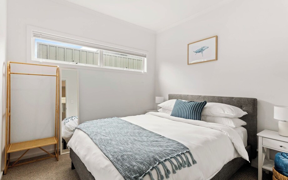 Modern Beachhouse, Sea Views Great Location, 3 Mins To The Beach. - Port Elliot