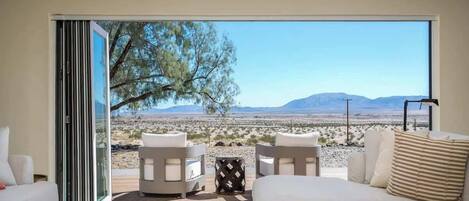 Télévision, espaces bureaux