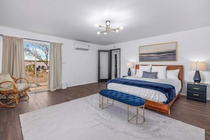 3 habitaciones, escritorio, tabla de planchar con plancha y wifi gratis