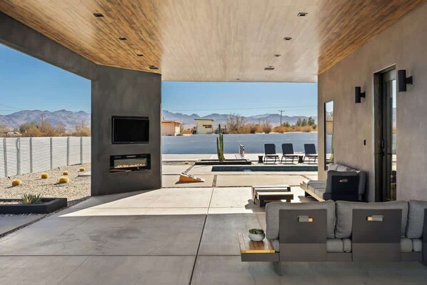 Terrace/patio
