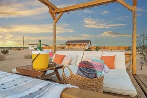 Property grounds - Loma Vista  By The Cohost Company (Joshua Tree)