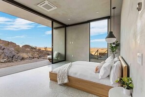 2 bedrooms, iron/ironing board, WiFi, bed sheets - Prism By The Cohost Company (Joshua Tree)