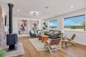 TV, fireplace, offices - Winters Haven By The Cohost Company (Joshua Tree)