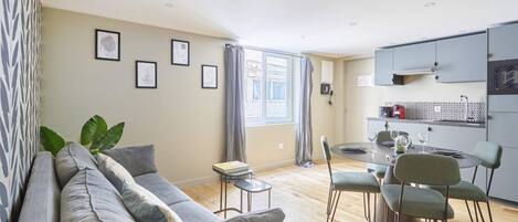 Íbúð | Stofa