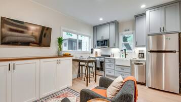 Apartment (0 Bedroom) | Front of property