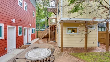 Apartment (0 Bedroom) | Interior