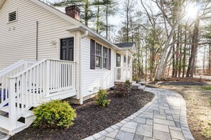 Apartment (0 Bedroom) | Interior - < 3 Mi to Uconn: Peaceful Home on Pine Lake (Coventry)