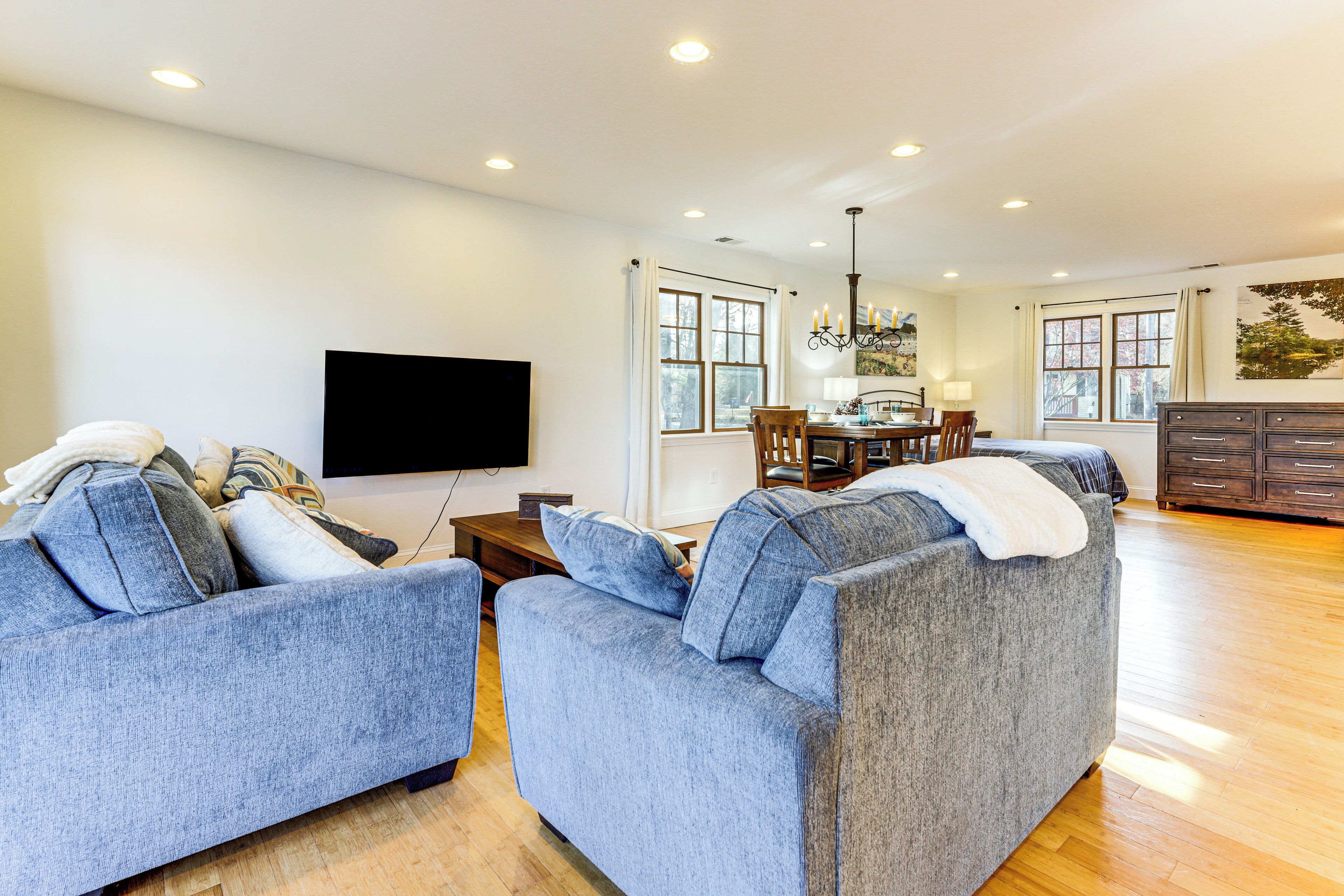 Apartment (0 Bedroom) | Interior