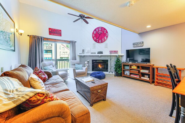 Apartment (3 Bedrooms) | Depan hartanah