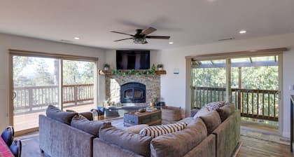 Ski, Hike & Fish: Mtn-view Gem w/ Deck in Tuolumne