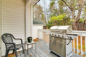 House (1 Bedroom) | Interior - Ski, Hike & Fish: Dog-friendly Gem in Conway (North Conway)