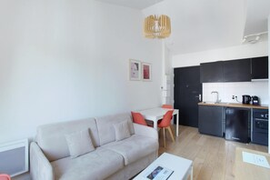 Apartment | Living area