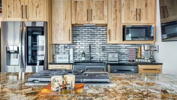 Casa (2 Bedrooms) | Interior