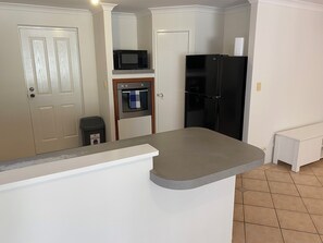 Family House, Garden View | Private kitchen | Full-sized fridge, microwave, oven, stovetop