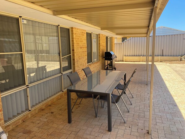 ファミリー ハウス ガーデンビュー | テラス / パティオ