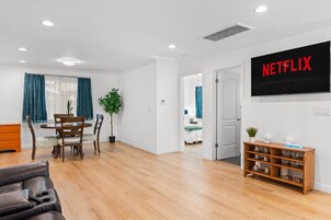 House | 2 bedrooms, Internet