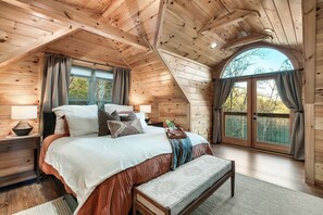 4 Schlafzimmer, Bügeleisen/Bügelbrett, kostenloses WLAN, Bettwäsche