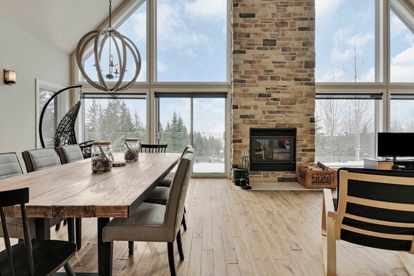 Dining - Manwë | Panoramic Escape | Spa & Games (Petite-Rivière-Saint-François)