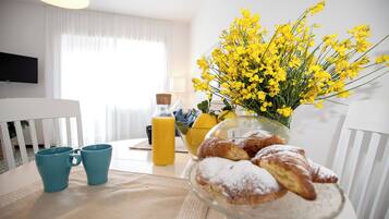 Télévision à écran plat