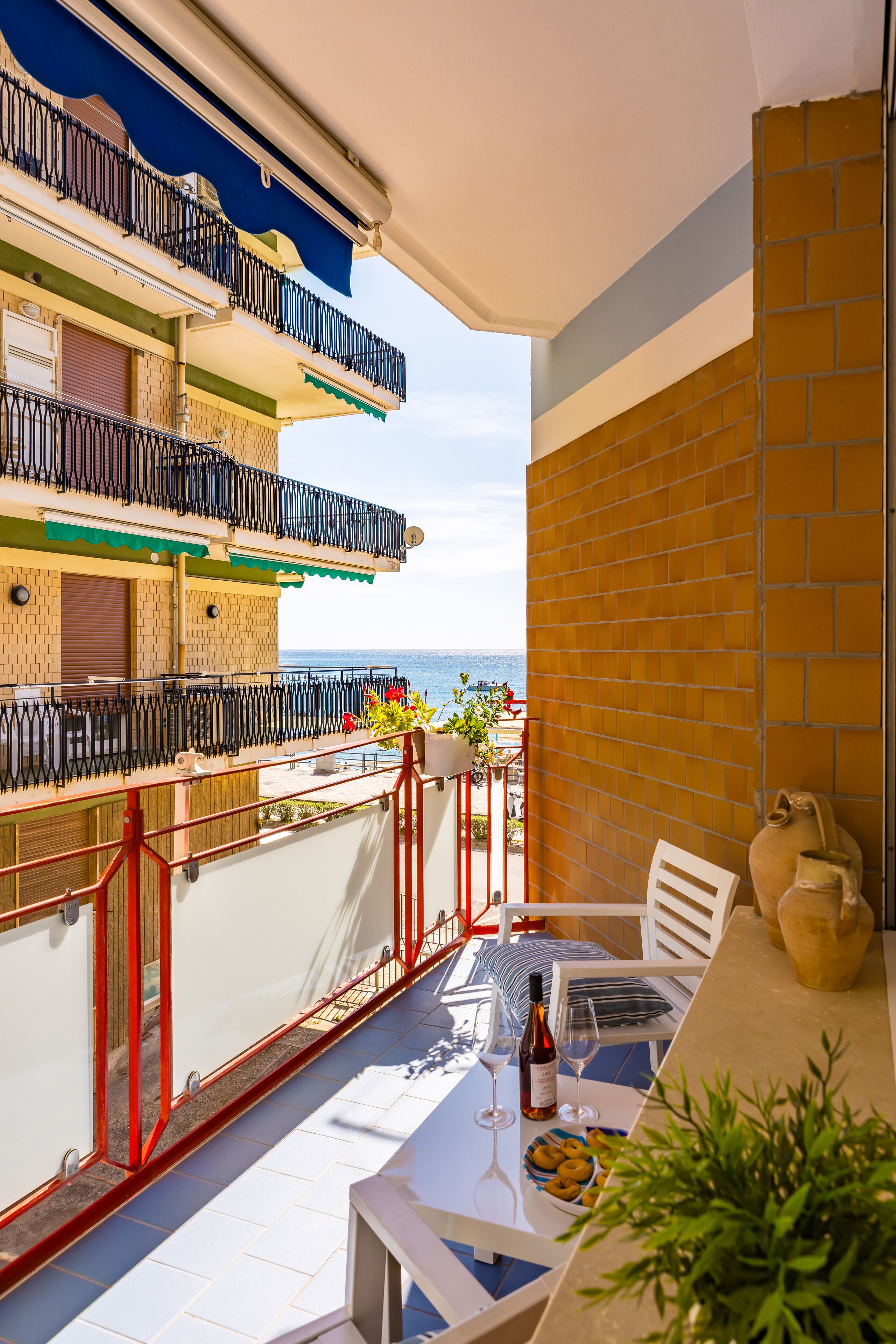 Comfort-Apartment, 1 Schlafzimmer, Balkon, eingeschränkter Meerblick | Blick vom Balkon