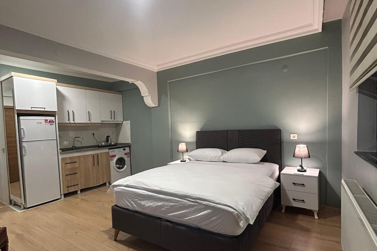 Standard Room | 1 bedroom, desk, laptop workspace, free WiFi