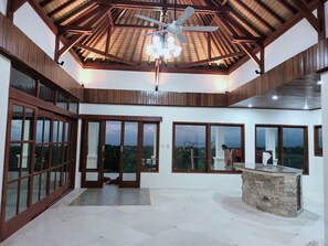 Villa, 3 chambres, balcon, vue montagne | Intérieur