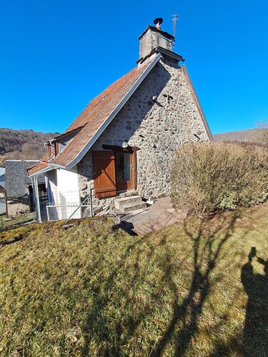 Bienvenue au gîte du  lavoir à proximité des lacs , rivières et montagnes