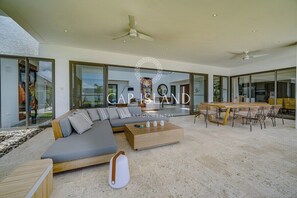 Interior - Exceptional villa with heated pool and tropical garden (Grand Baie)