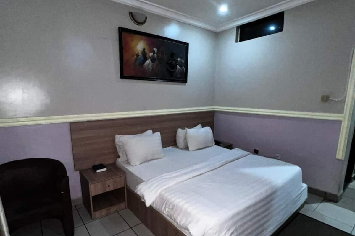 Deluxe Suite, Ground Floor