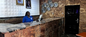 Hi-Test Travel Lodge