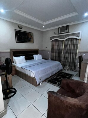 高級客房 | 書桌、免費無線上網