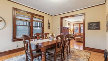 Nhà, 3 phòng ngủ | Khu ăn uống